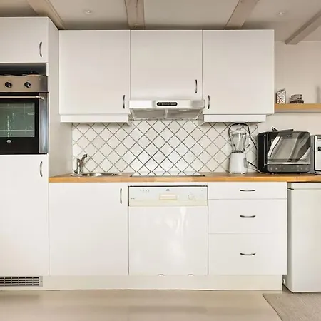 Dinbnb Appartments L Historical Seaside Apt I 500m To Bryggen - Value! شقة